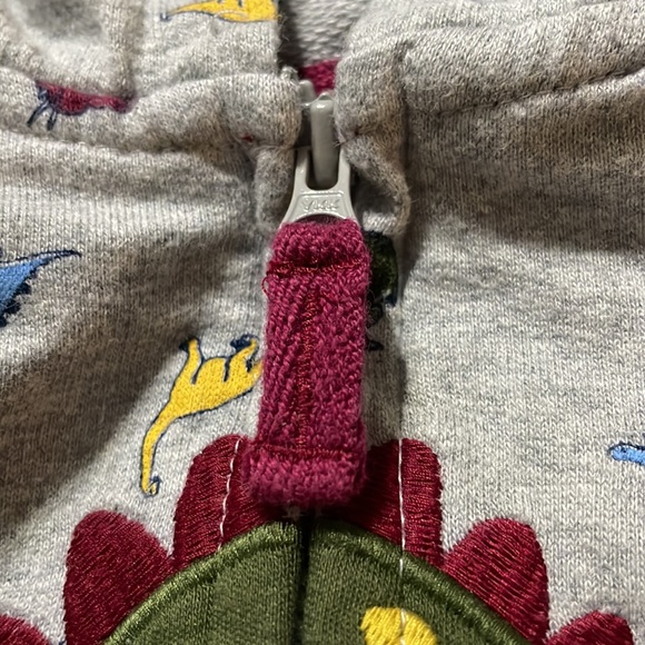 ⭐️4/$20⭐️ Dinosaur Zip-up Hoodie Newborn - Picture 4 of 5